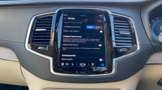 Volvo XC90 2.0 B5P Plus Edition Dark 5dr AWD Geartronic Petrol Estate